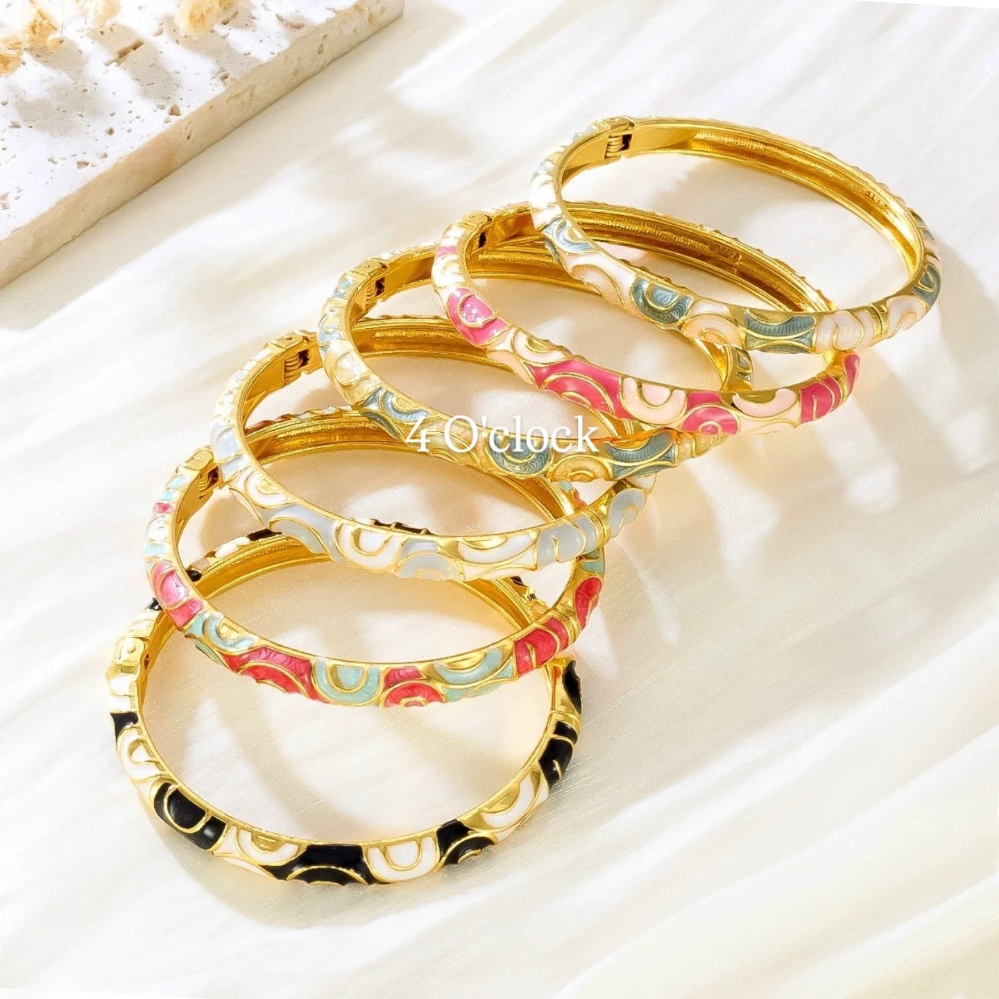 ✨🦢VC139: Vintage Victorian Enamel Bangles : Pink Harmony 🌸🕯️