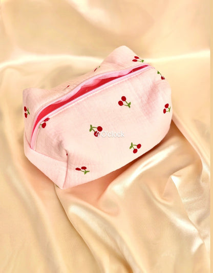🎀 23.Pinteresty Makeup Bag: Pink Cherry 🫧