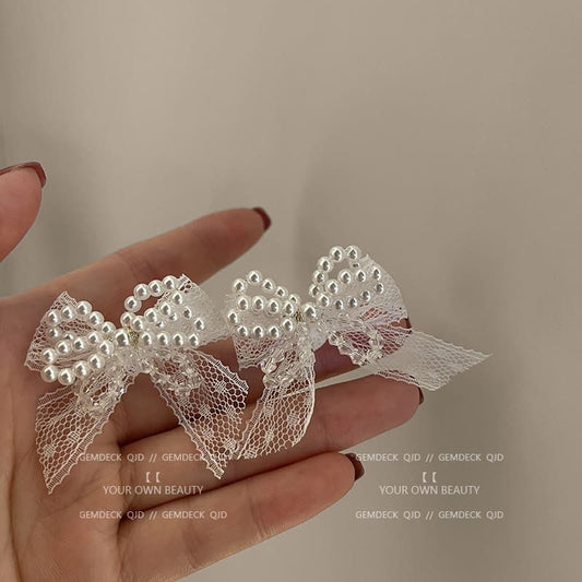 🫰🏻Korean Earrings: Vintage Pearl Bow🫧