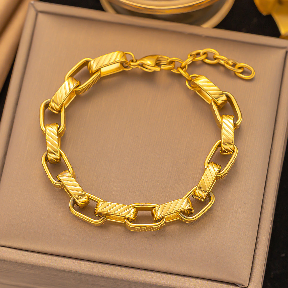 B96: 18k Gold Plated Stainless Steel Minimalist Bracelet