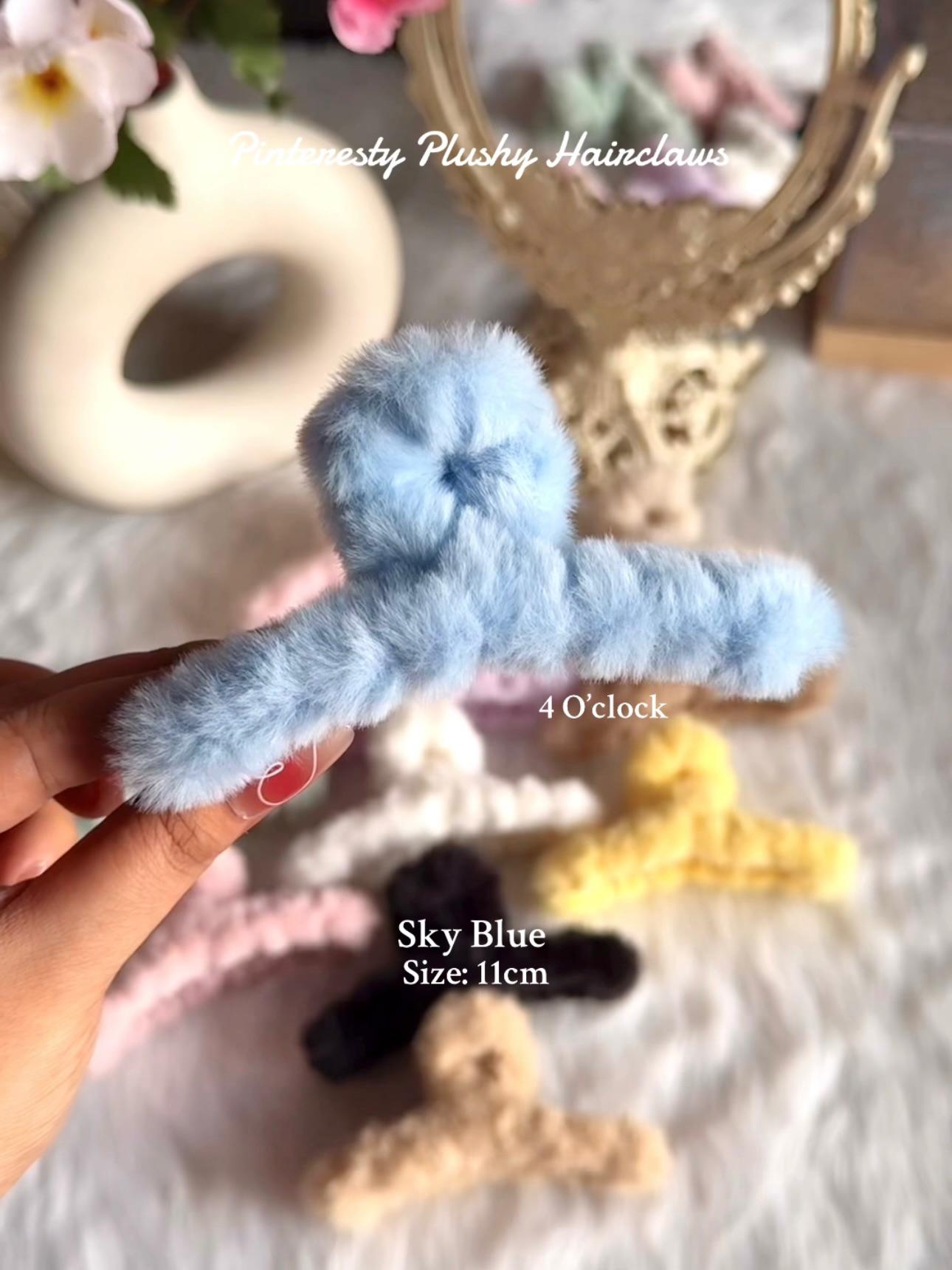 🧸Plushy Hairclaw: Sky Blue✨