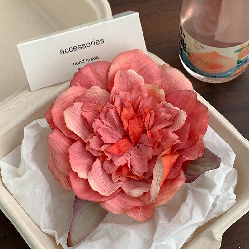 Artificial Flower Side Hairclips: Peach