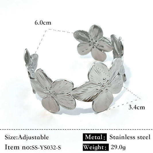 HC168: 18K Gold Plated Stainless Steel Handcuff Bracelet (Silver)