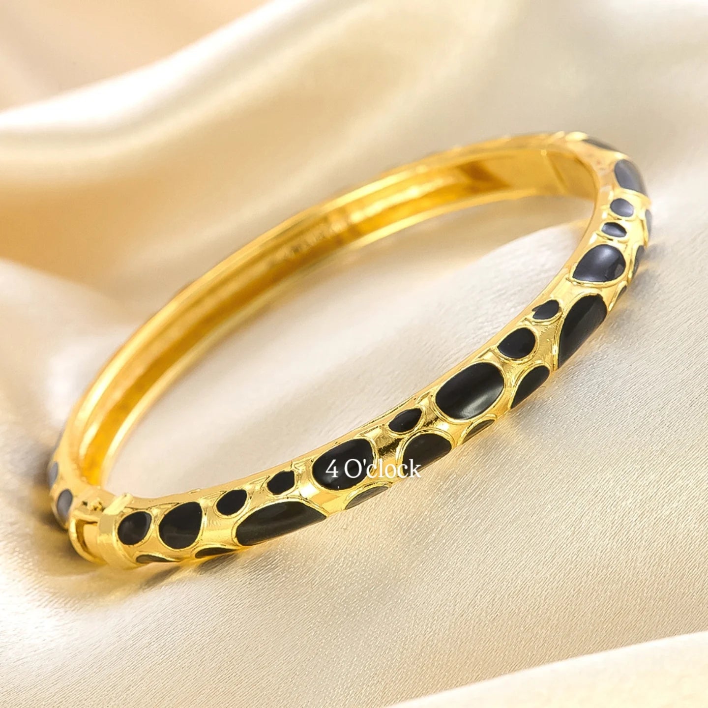 ✨🦢VC147: Vintage Victorian Enamel Bangles : Midnight Leopard 🌸🕯️