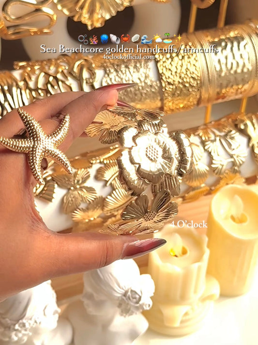 ✨HC14: Handcuff for Stack: Gold Flower Bracelet✨