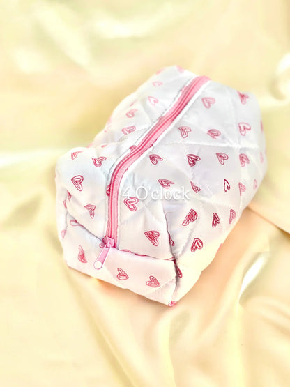 🎀 25.Pinteresty Makeup Bag: Pink Love Heart 🫧