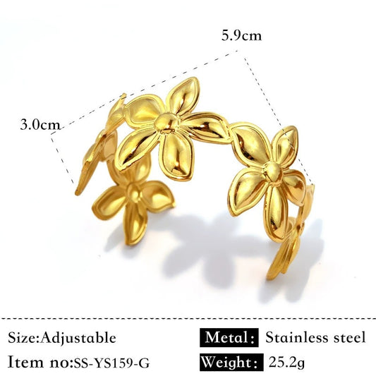 HC173: 18K Gold Plated Stainless Steel Handcuff Bracelet (Golden)