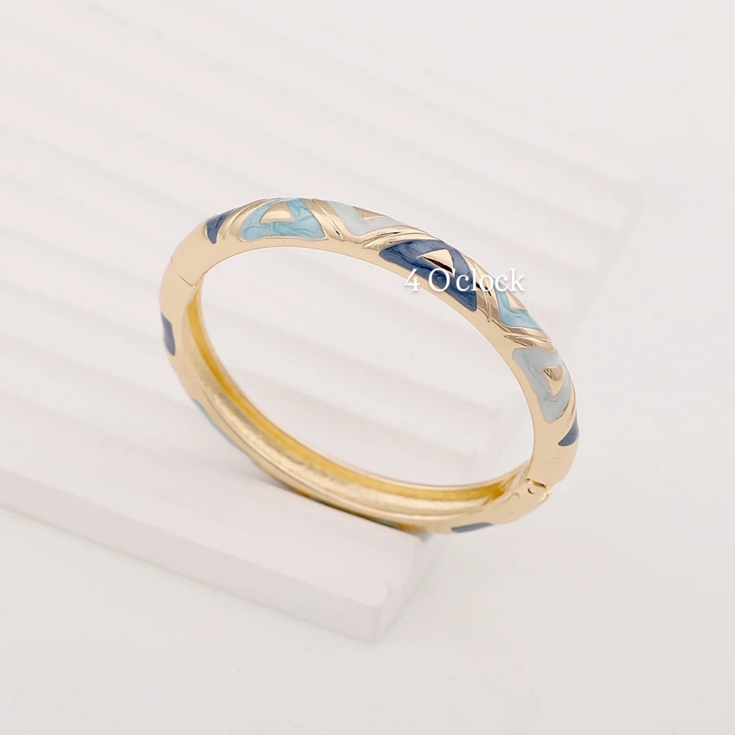 VC81: Vintage Victorian Enamel Bangles : Powder Sky