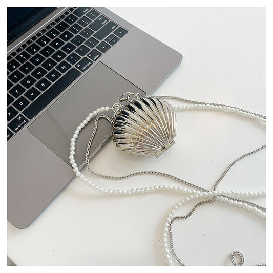 Mini Shell Clutch: Silver