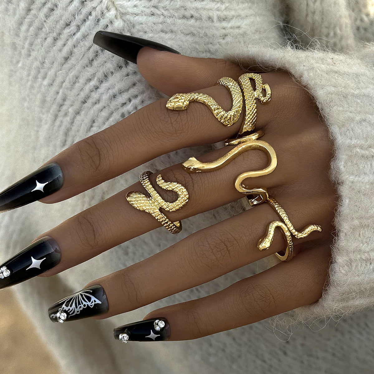 RS139: Maximalistic Finger Ring Sets (golden) - 4pcs