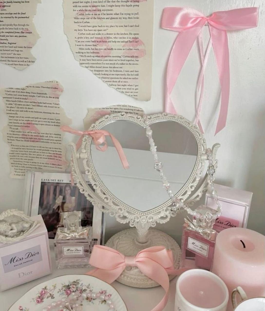 ✨🪞Vintage Mirrors: Heart Shape🪞✨
