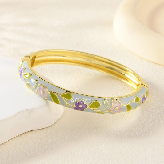 ✨🦢VC160: Vintage Victorian Enamel Bangles : Champagne Mist 🌸🕯️