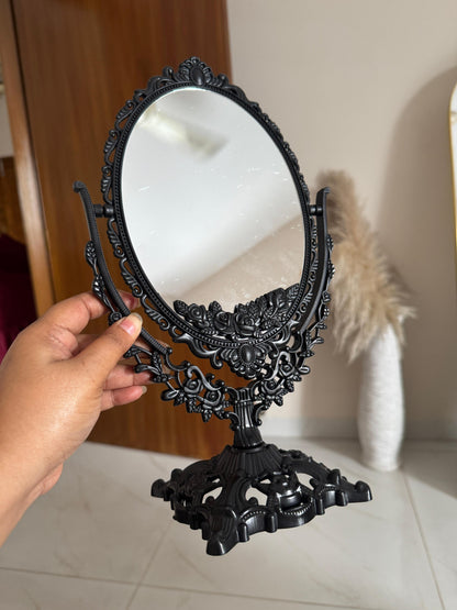 M25: Vintage Mirror: Vintage Oval: Black