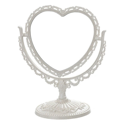 M06: Vintage Mirror: Vintage Heart Shape
