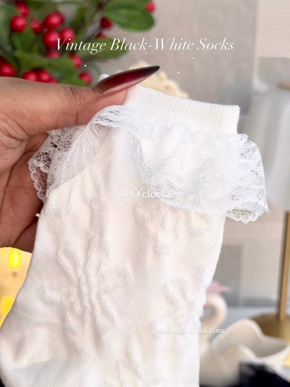 Vintage Socks: White Lace