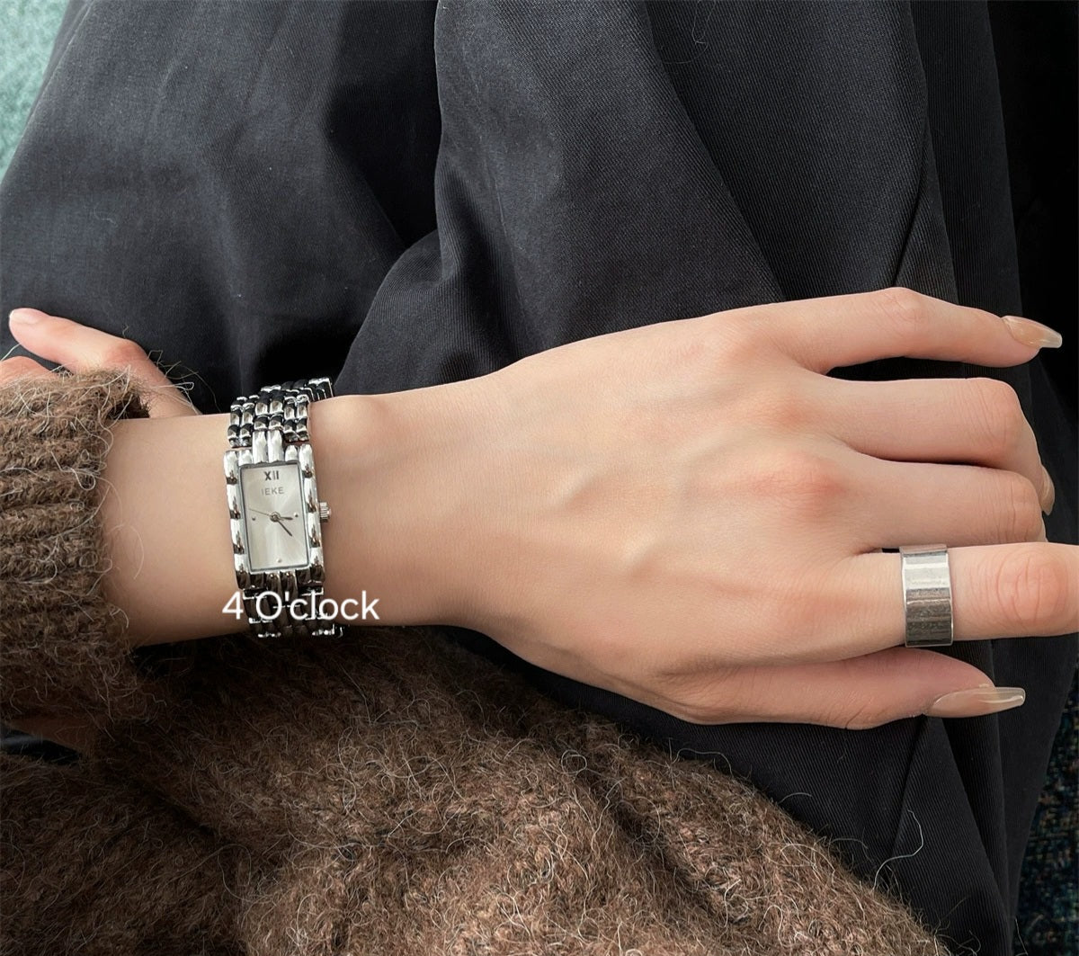W07: IEKE Branded Wrist Watch: Silver (WITH BOX)