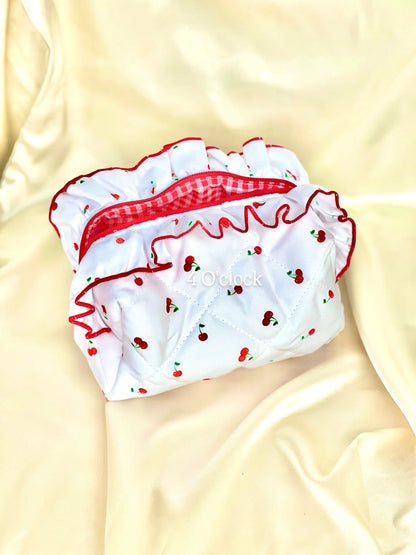 🎀 18.Pinteresty Makeup Bag: Cherry Lace 🫧